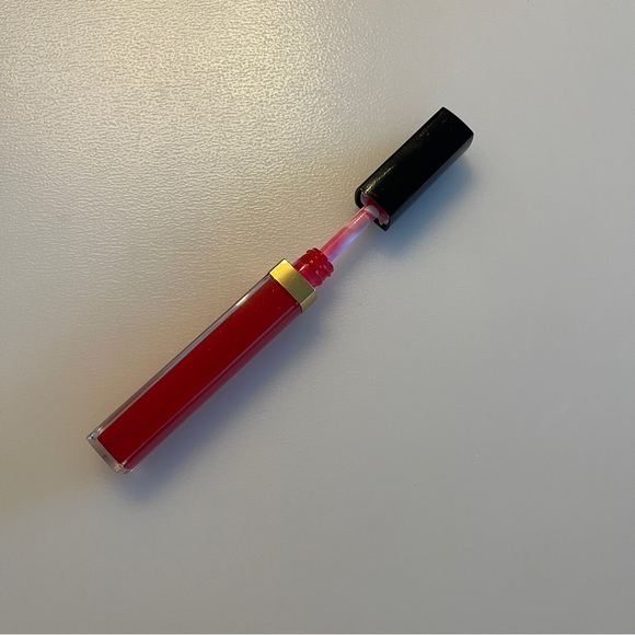 Chanel Rouge Coco Glossimer Lip Gloss - 756 CHILI lipstick - Picture 4 of 5
